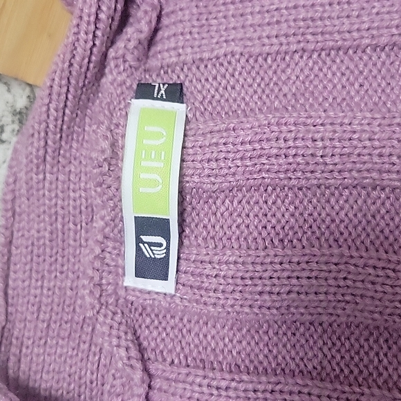 UEU Cable Knit Cardigan, XL - Picture 3 of 7